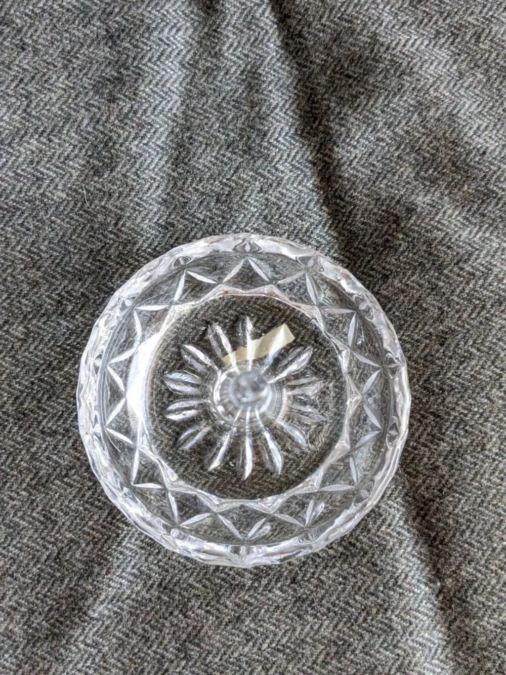 Vintage Clear Cut Crystal Jewelry Ring Holder/Trinket Dish Starburst Diamond